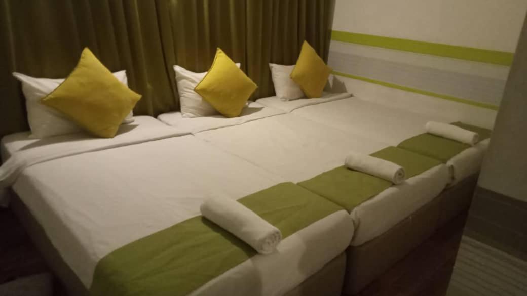 Olive Hotel Johor Bahru Extérieur photo