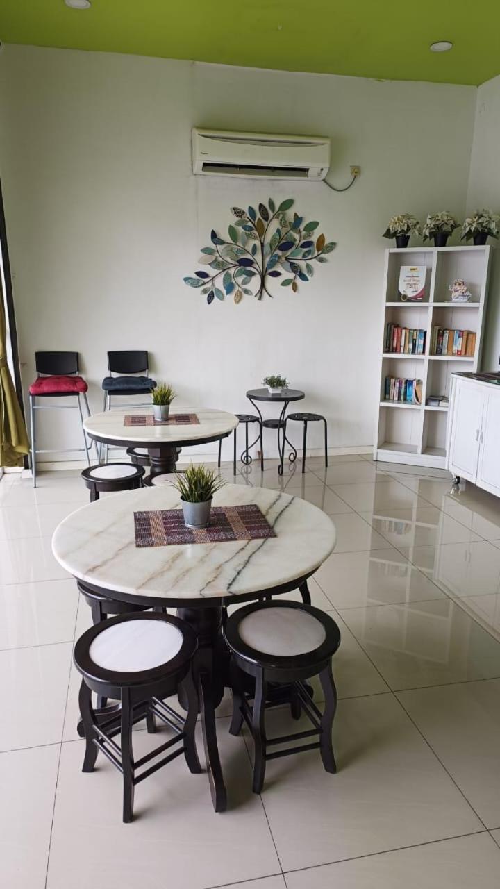 Olive Hotel Johor Bahru Extérieur photo